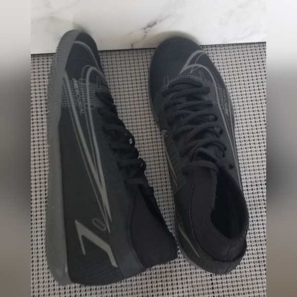 Nike Mercurial Superfly 8 Men Black Gray Mid Top Trainer Athletic Shoes Sz 7.5